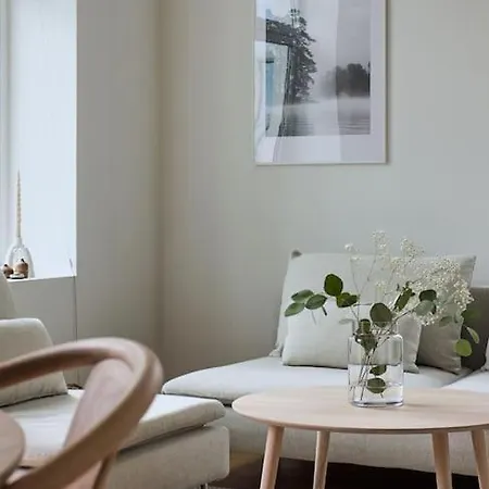 Apartamento Lys & Luksurios Leilighet Midt I Sentrum!